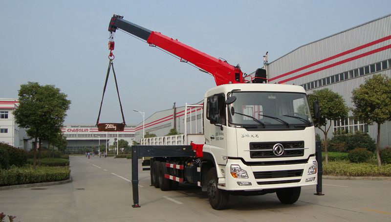 Grue montée sur camion (Grue mobile à flèche télescopique SQ12)